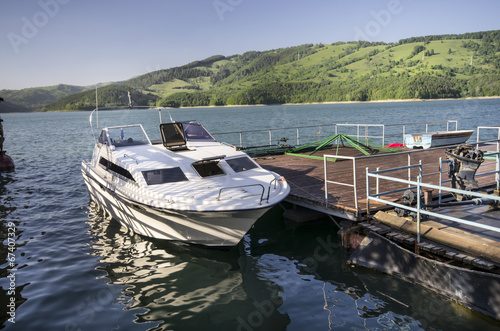 Foto Speed boat at dock