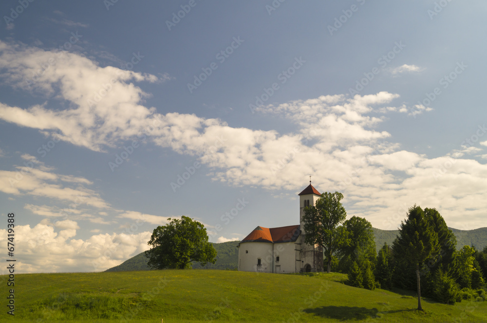 kościół na wzgórzu,Słowenia