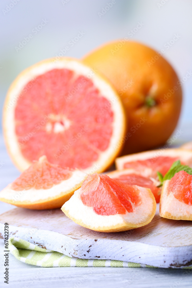 Ripe grapefruits Ripe grapefruits