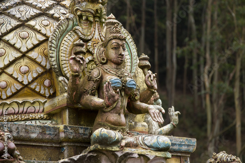 Hindu gods and demons on a temple, Sri Lanka © Daniel Smolcic