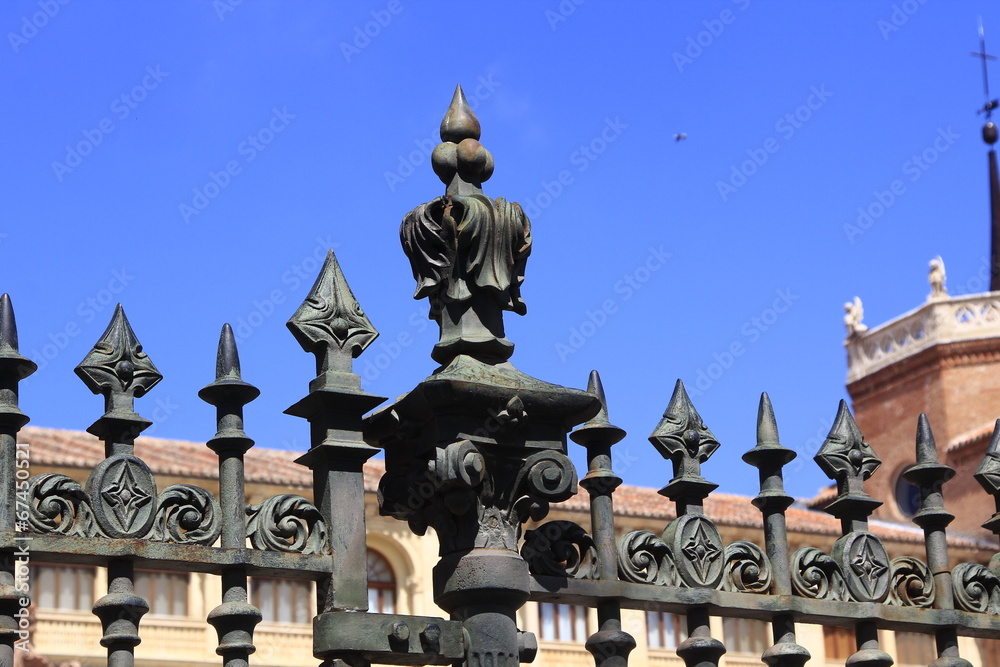 Obraz premium old highly decorated iron gate