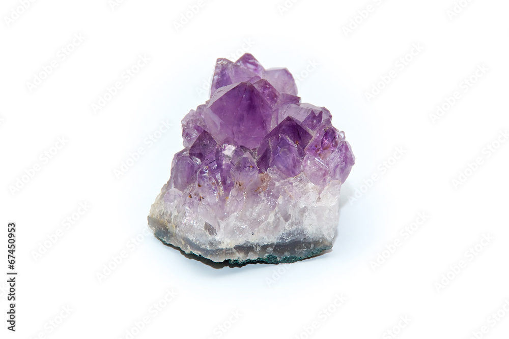Fototapeta premium purple amethyst quartz crystal cluster