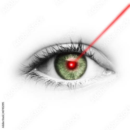 Laserstrahl im Auge
