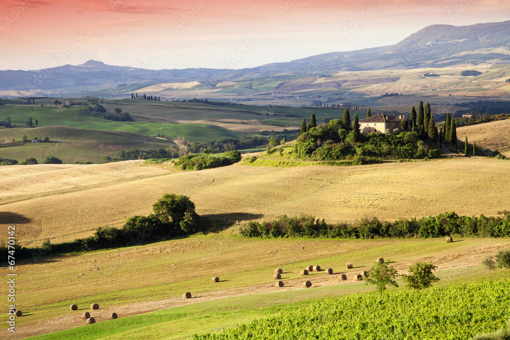 Tuscany bales