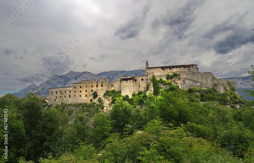 Klosterruine Arnoldstein / Kärnten / Österreich photo