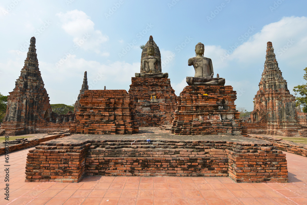 Fototapeta premium Wat Chai Wattanaram en Ayutthaya, Tailandia