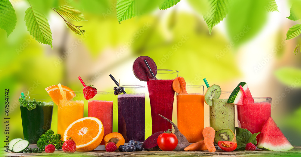 Fresh fruit juice, healthy drinks. StockFoto Adobe Stock