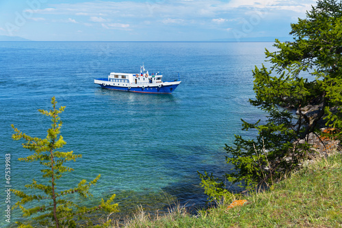Summer boat cruise on Lake Baikal © Katvic