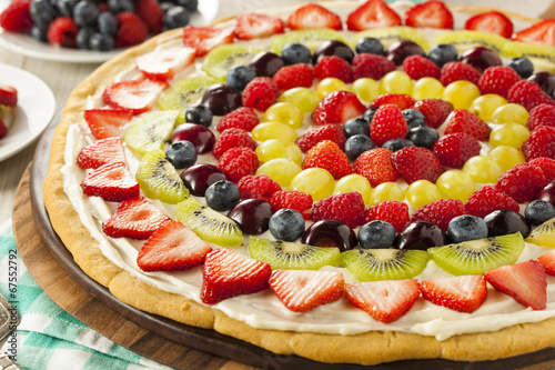 Homemade Natural Fruit Pizza