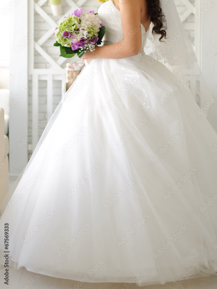 Bride in Cafe Bride in Cafe