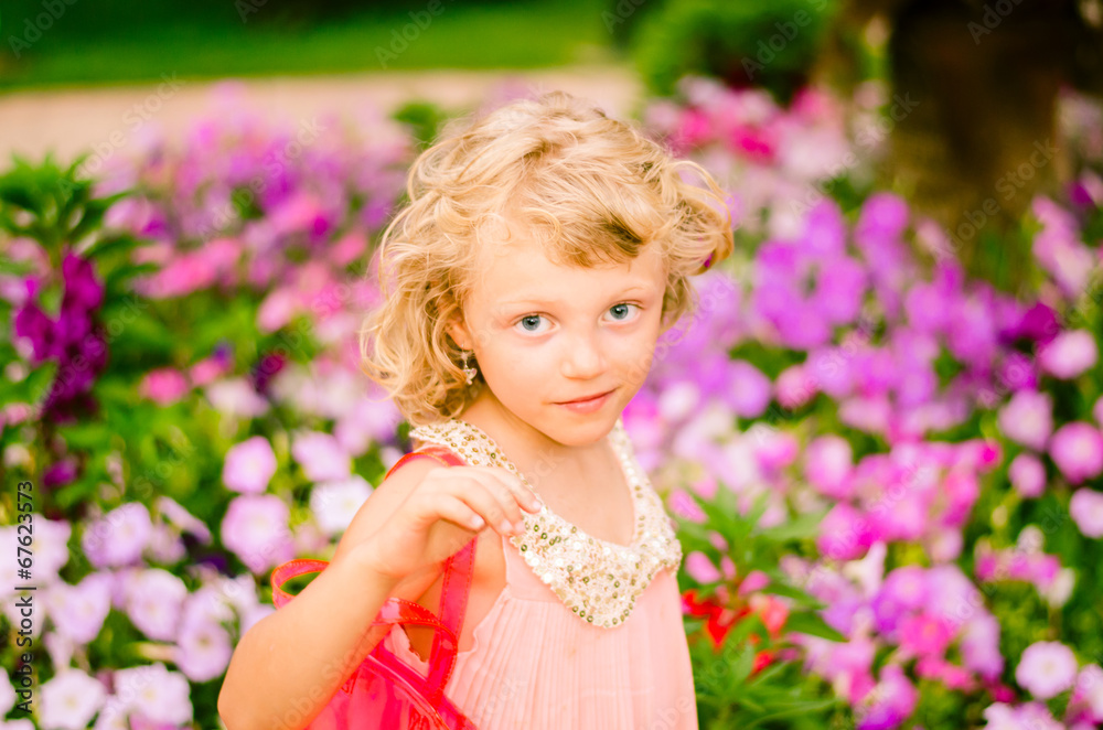 Obraz premium beautiful blond girl