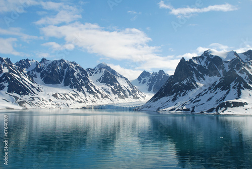 Stilles Wasser am Gletscher © BirgitMundtOsterw.