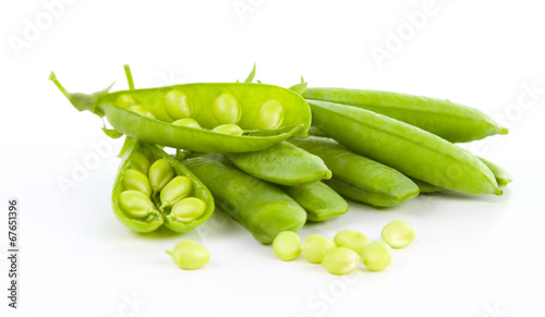 Wallpaper Mural Fresh green peas isolated over white Torontodigital.ca