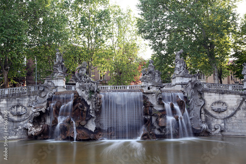 Fontana dei Mesi, Turin