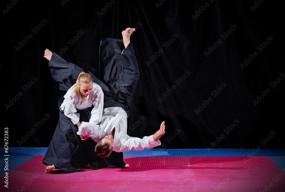 Foto Fight between two aikido fighters