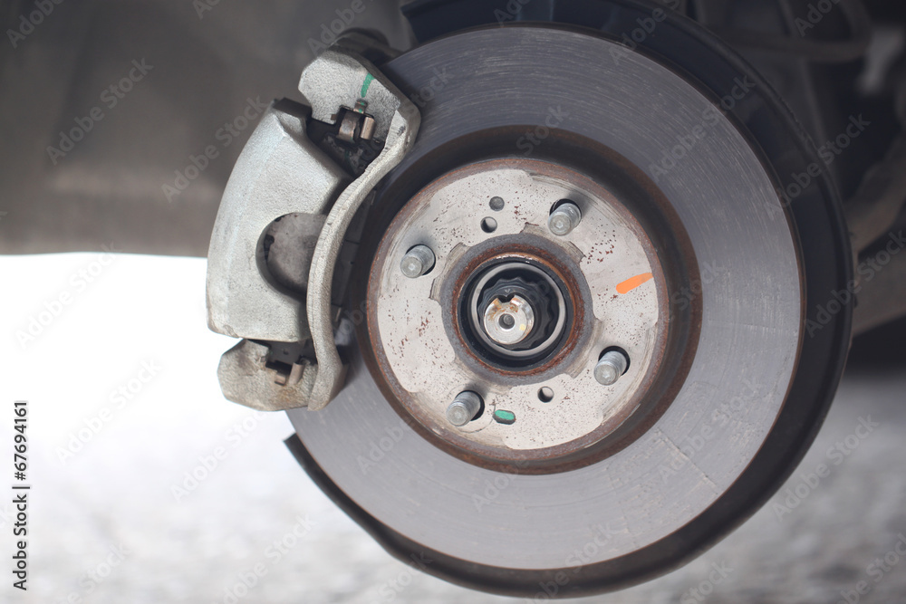 repaired equipment of car brake disc.