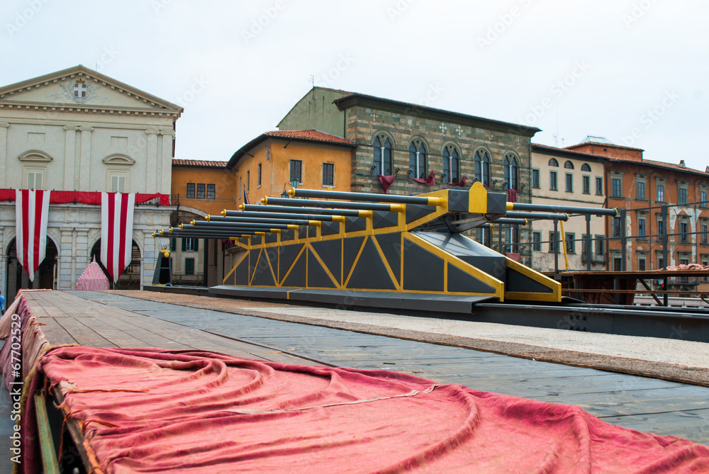 Carrello gioco del ponte, Pisa Stock Photo | Adobe Stock