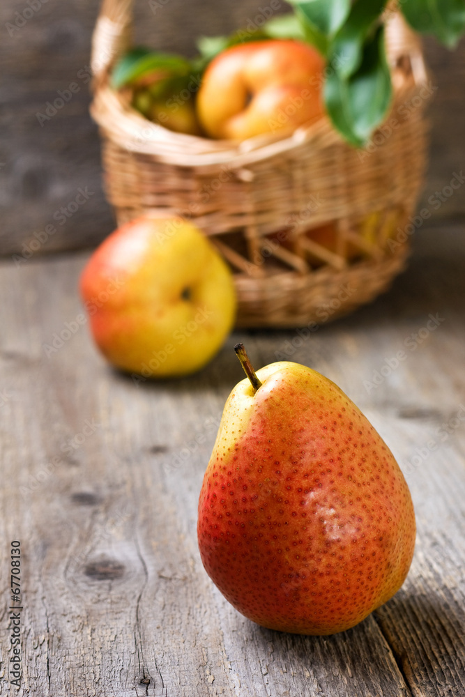 Fresh pears Fresh pears