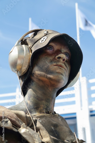 PERM, RUSSIA - JUN 15, 2013: Living sculpture golden woman photo