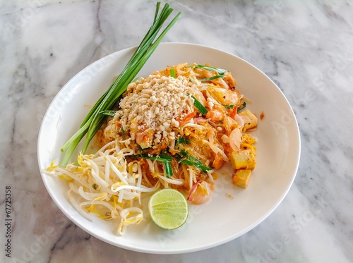 Stir-fried Glass Noodle - Phad thai