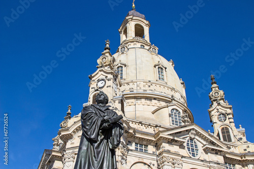 Luther-Denkmal vor der Frauenkirche in Dresden
