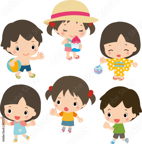 夏の遊びを楽しむこどもたち