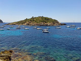 Île paradisiaque en méditerranée