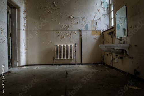 old abandoned building
