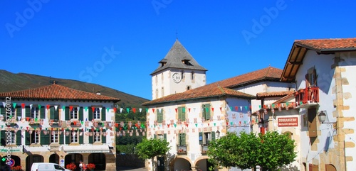 La place de Sare, Pays basque français