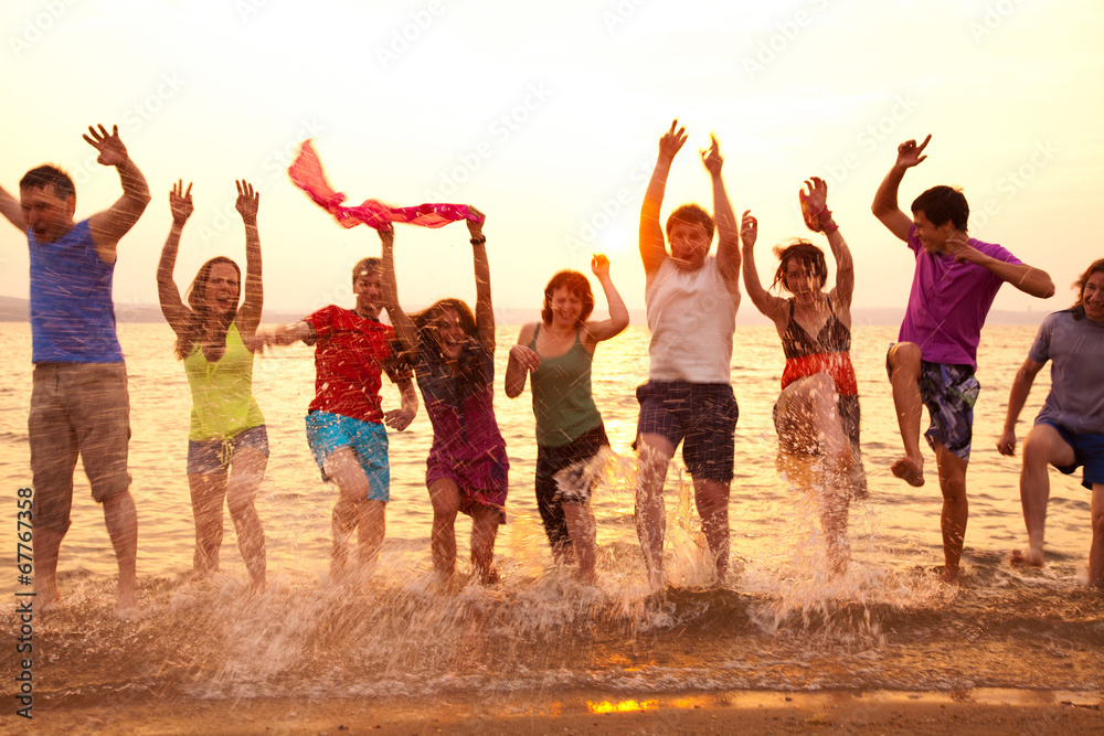 Obraz premium party on sea beach