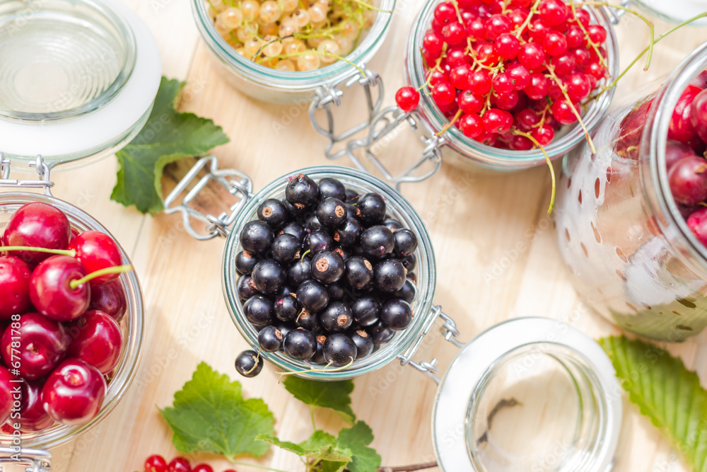 black red white currants gooseberries cherries jars preparations