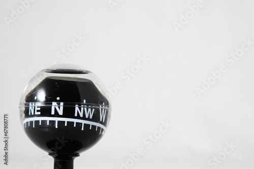 Analogic Compass