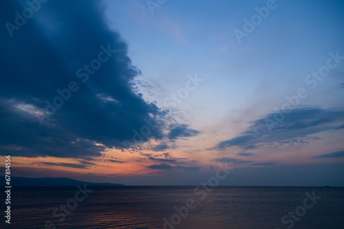 sea ​​sky sunset sunrise © dimakp
