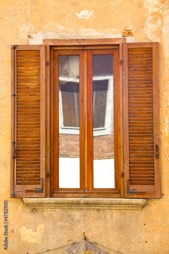 reflex besnate window  varese italy abstract photo