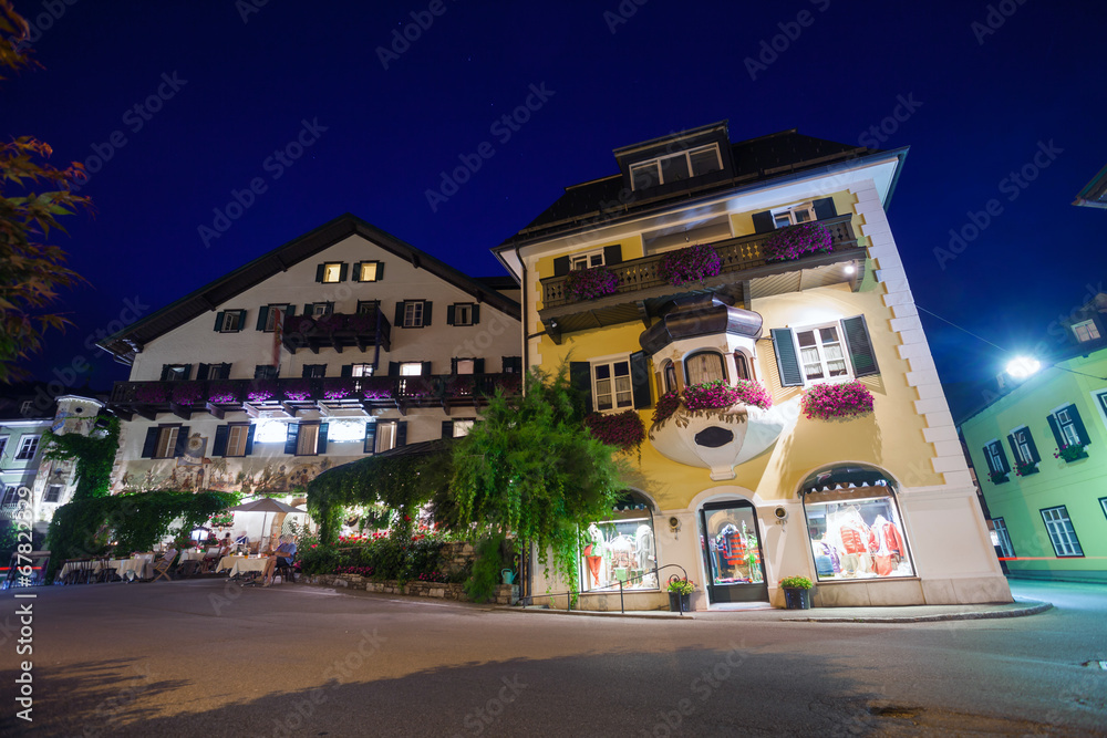 Guesthouses and motels at night in St. Gilgen