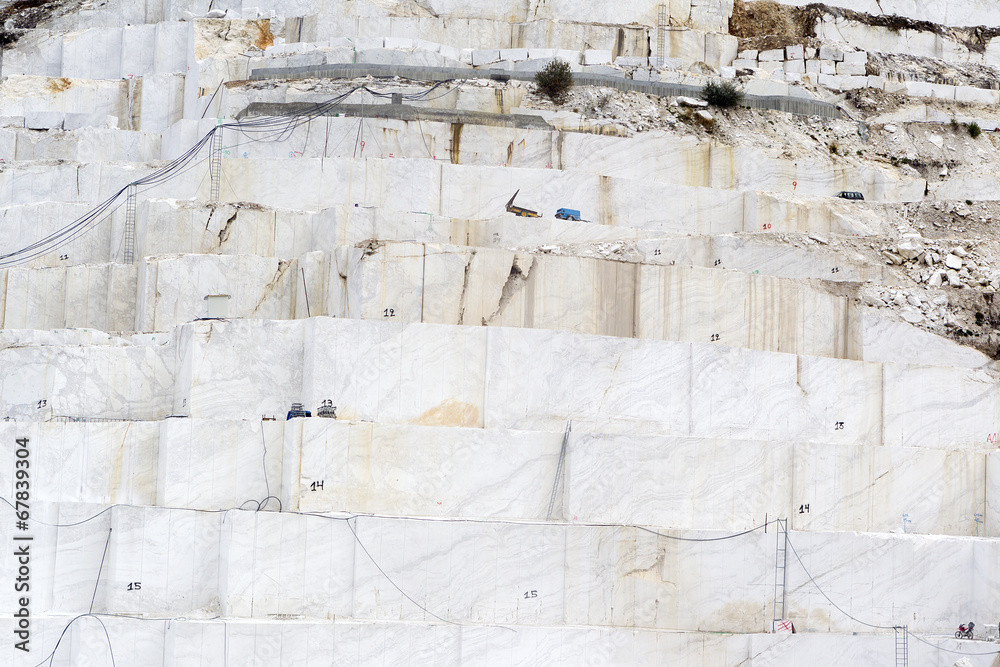 Fototapeta premium quarry of white marble
