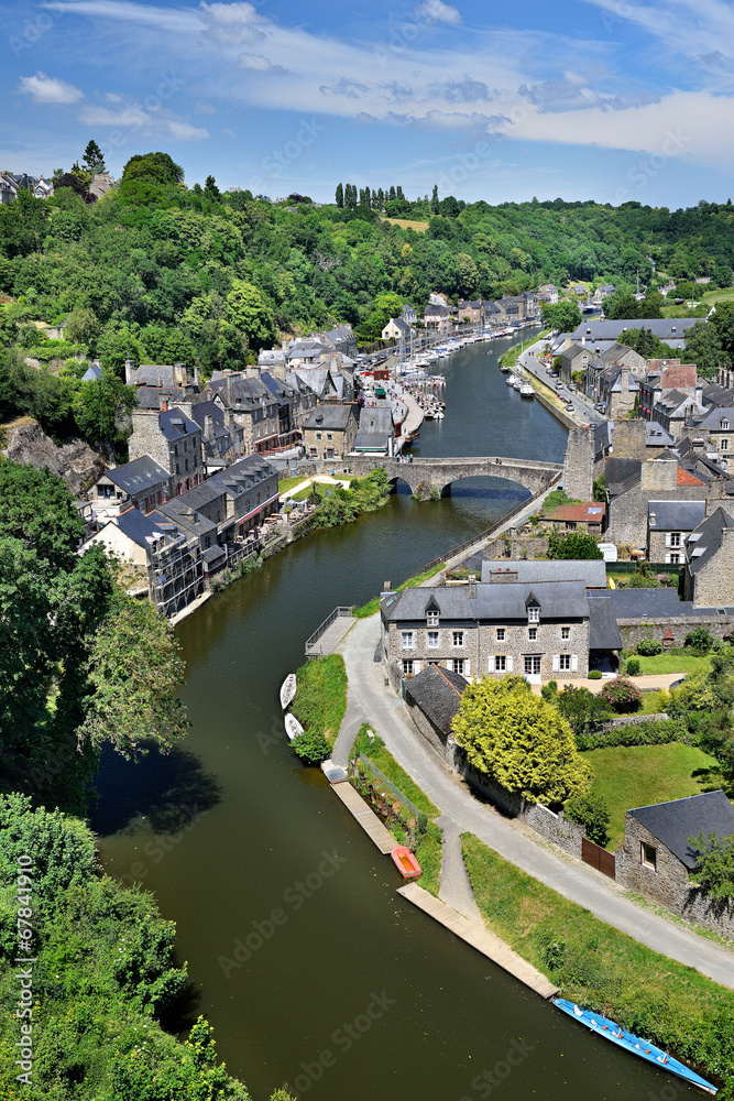 Naklejka premium Dinan in der Bretagne