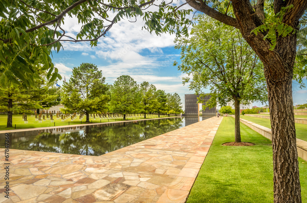 Obraz premium Pool of the Oklahoma National Memorial