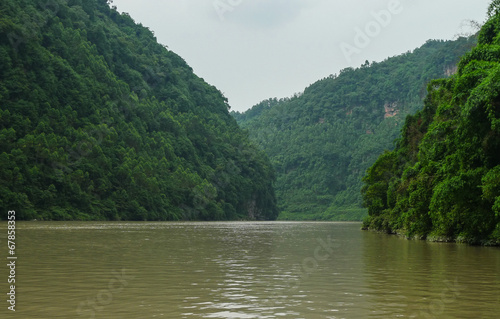 fish shoal grooves in sichuan,china