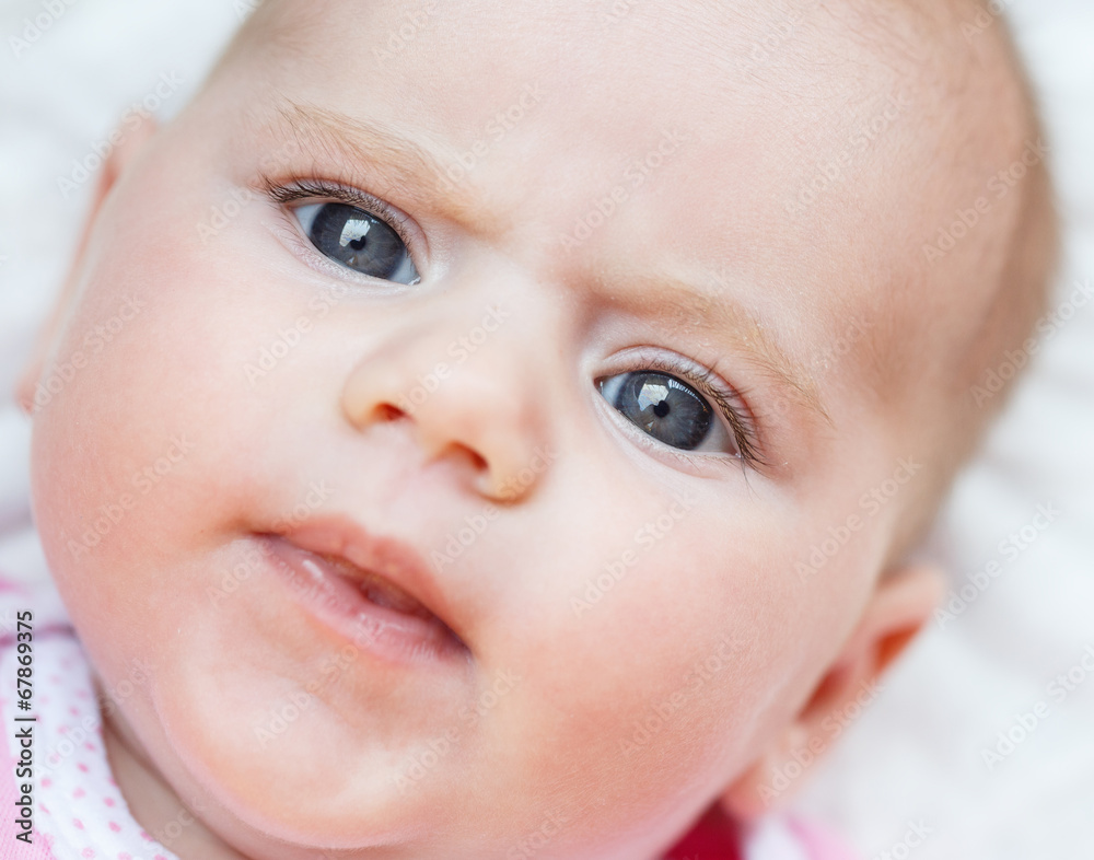 looking newborn baby looking newborn baby