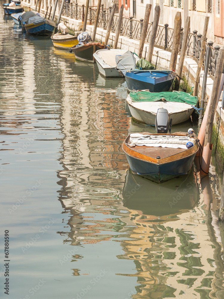 Venedig, Altstadt, Gassen Uferweg, Fischerboote, Italien