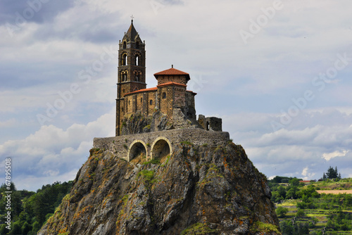 Chapelle saint michel d'Aiguilhe, Le Puy en Velay (43000), département de la Haute-Loire en région Auvergne-Rhône-Alpes, France photo
