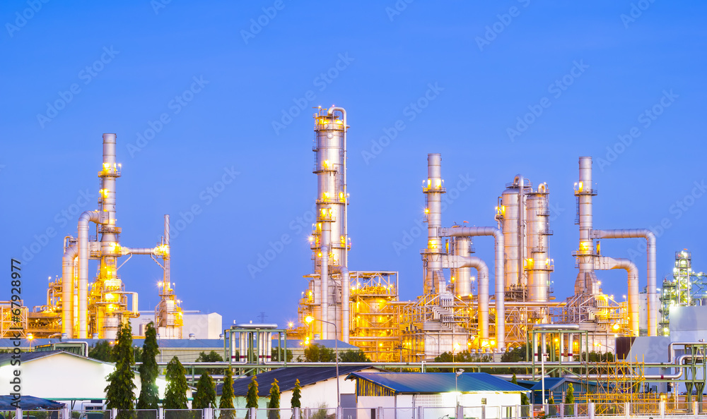 Obraz premium Oil gas refinery plant. May called petroleum, production or petrochemical plant. Industrial factory construction from engineering technology with steel pipe, pipeline, tank. Business for power energy.