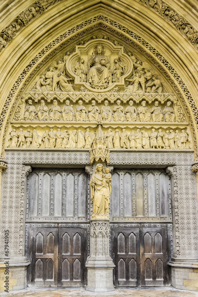 Sculpture above North Entrance of Westminster Abbey. London, UK.