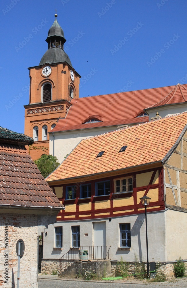 Stadtkern mit Kirche in Buckow (Märk. Schweiz)