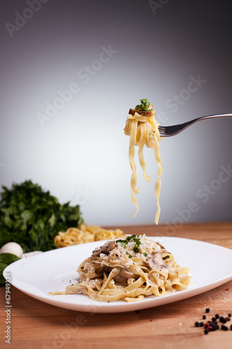 Quadro em tela Tagliatelle with mushrooms