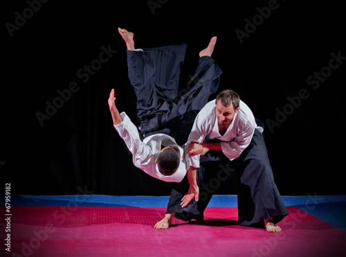 Papier peint Fight between two aikido fighters