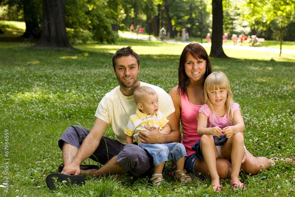 Fototapeta premium Happy family