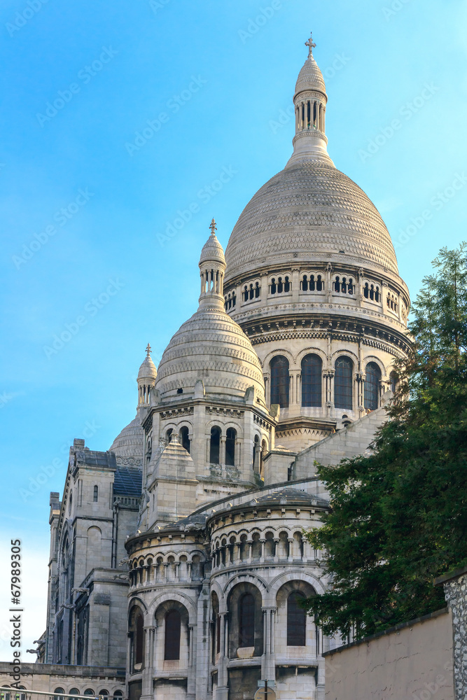 Basilica of the Sacred Heart of Jesus of Paris evening
