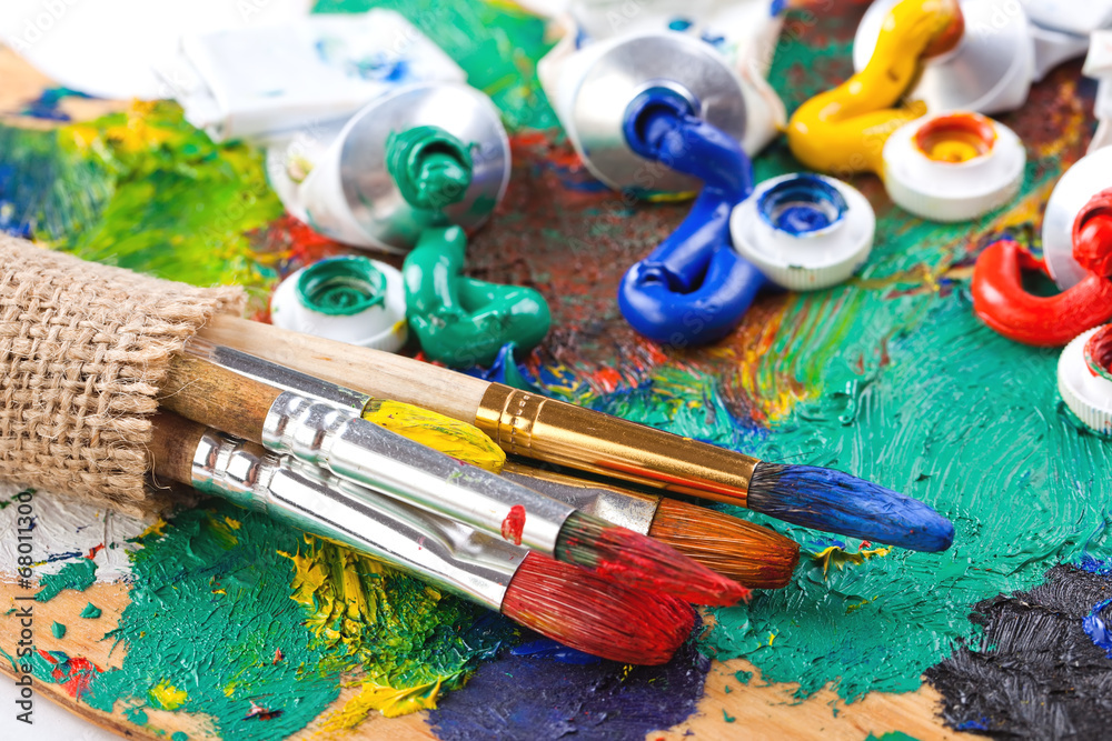 Fototapeta premium Paints and brushes